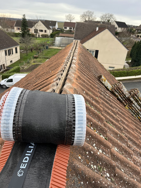 E.C.W Rénovation: Couvreur, Zingueur, Entretien,03 Allier - façadier enduiseur à Domérat