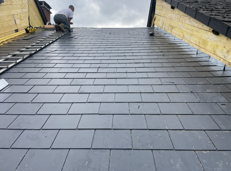 Jm pro renov couvreur à Sedan : Rénovation & démoussage de toiture - façadier enduiseur à Dom-Le-Mesnil
