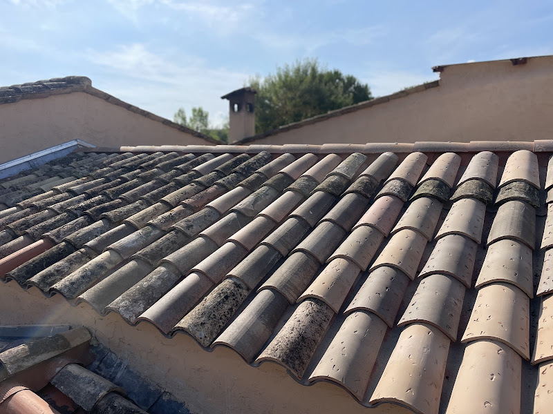 Jts Couvreur Démoussage Nettoyage Ravalement de Façade Charpente Zinguerie Etanc - façadier enduiseur à Biot