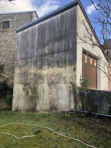NP Pro Habitat: Artisan couvreur Démoussage toiture Réparation Ravalement façade - façadier enduiseur à Saint-Didier-Sur-Chalaronne