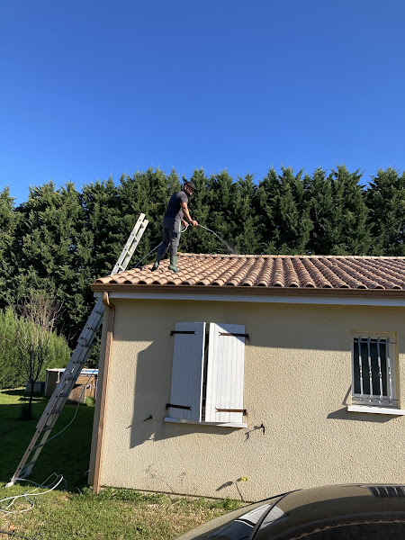 Pouvy Michel toiture - façadier enduiseur à Angoulême