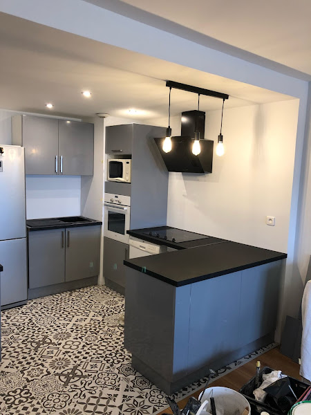Sasu Renovation Services - façadier enduiseur à Nice