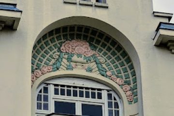Facade art déco (Louis Guindez) - façadier enduiseur à Saint-Quentin